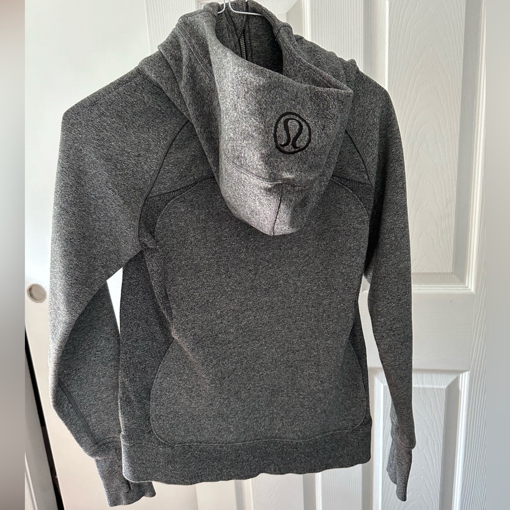 Lululemon Scuba